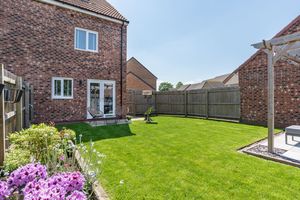 Photo 13- click for photo gallery